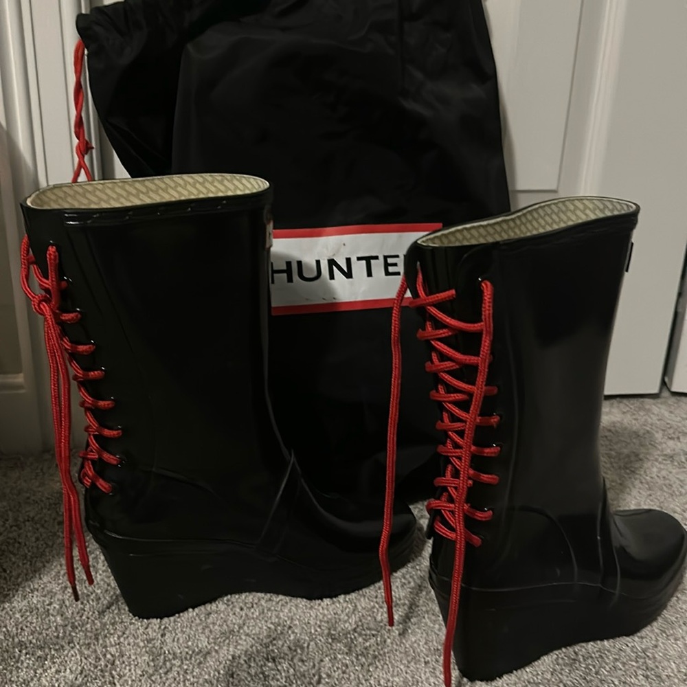 Black Wedge Hunter boots